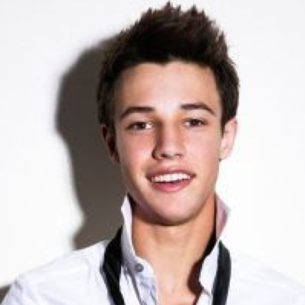 cutie_piezzz's profile picture. CAMERON DALLAS FAN FOREVER