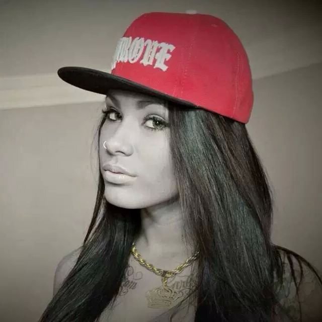 Te amar me faz viver. @McPocahontasBR  since: 26.06.2011 
- Dona: @Pocahontinha_01 -