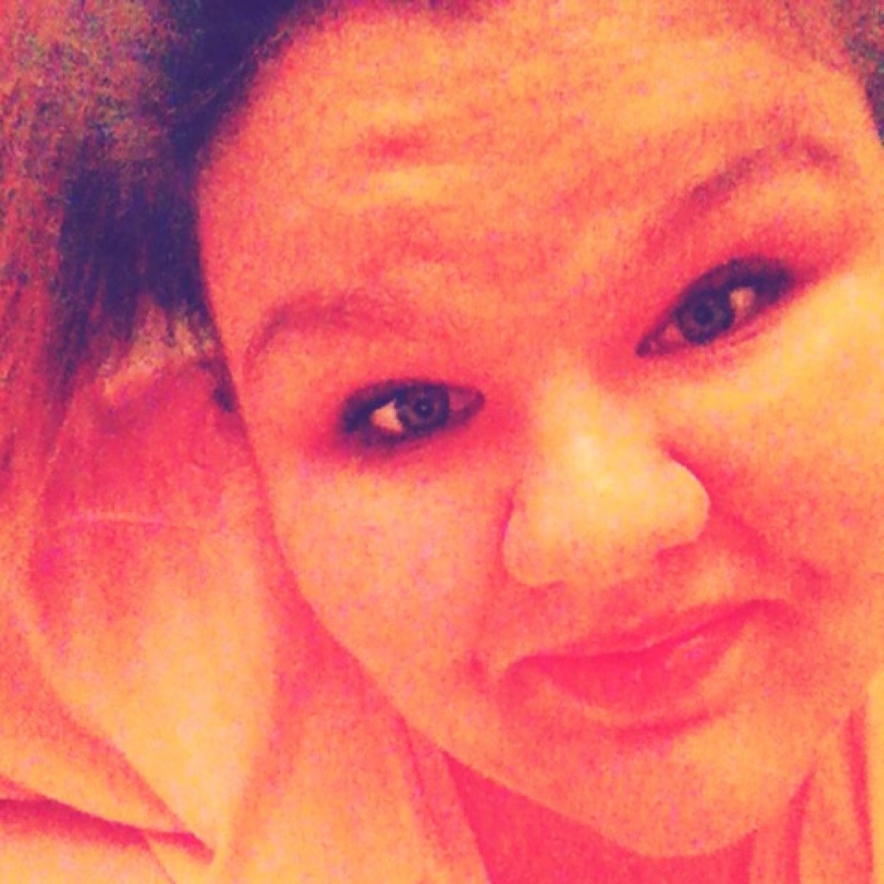 I love me and i hope that other people will Follow me people i follow back