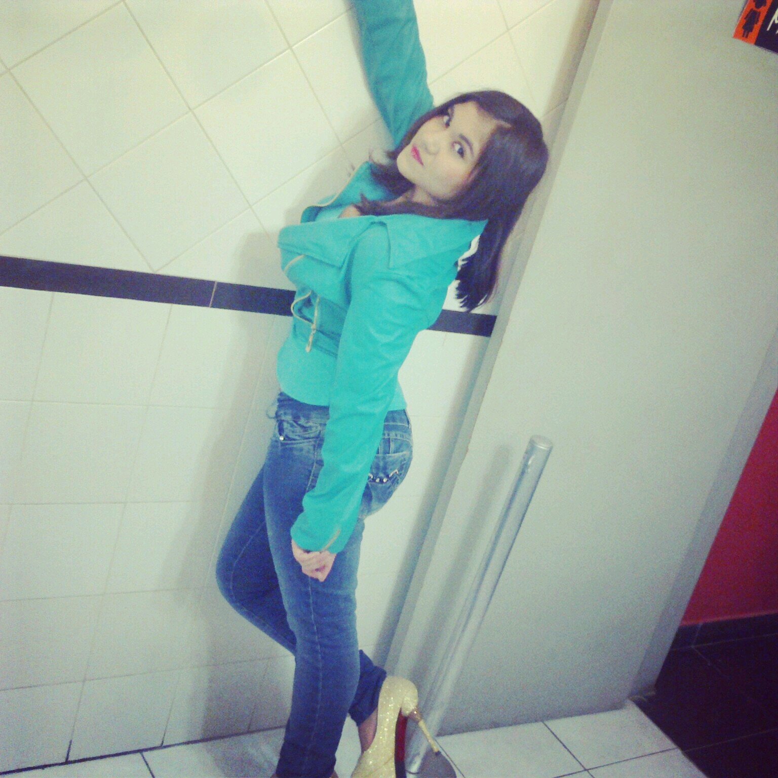 laumabel20's profile picture. Soy feliz ;) por qué tengo a Dios en mi vida 3