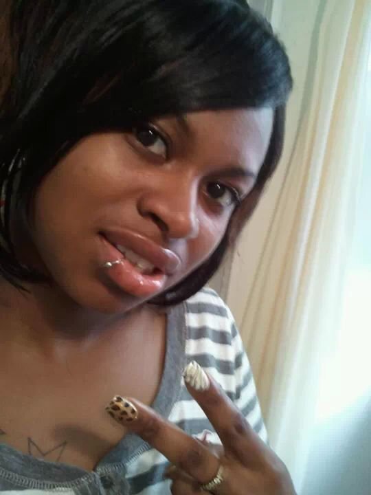 ♥♥♥TEXT ME IF YALL GOT A SQUAD CAUSE I HAVE A FAT ASS BOOTY DIERCT MESSAGE ME IF I AM CUTE♥♥♥