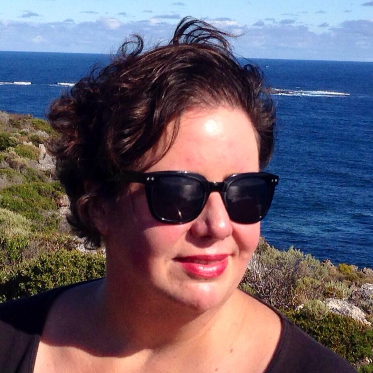 Proud Ngai Tahu woman. Climate action and nature conservation advocate. Loves the Australian outback and oceans.