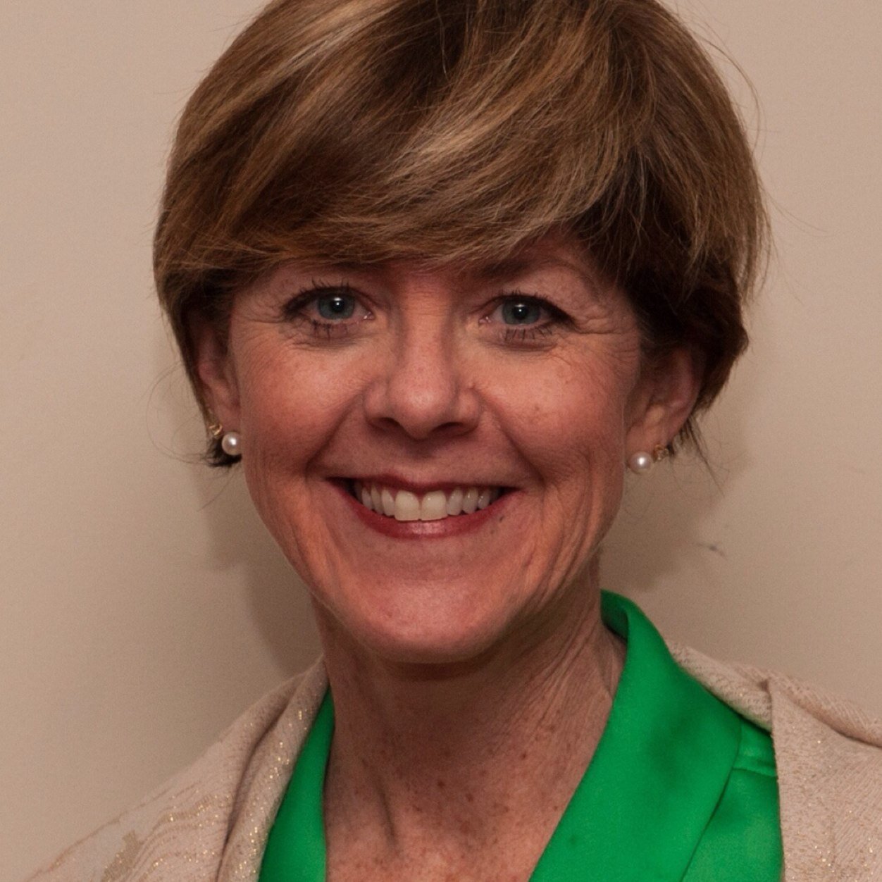 llcavins's profile picture. 