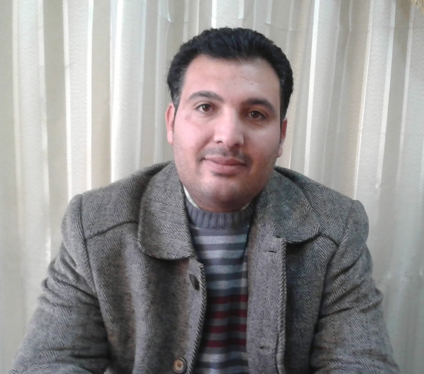 موظف في جامعة حلب