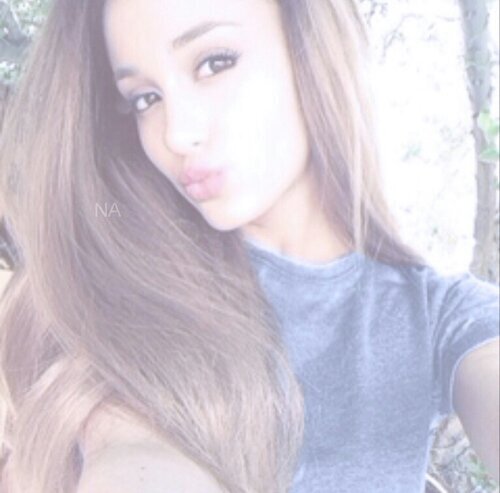 hii love please follow @blissfulxmarie ... and could you please rt this https://t.co/HFTk9aHppx
