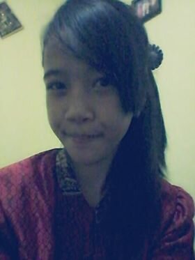 Butuh kasih sayang orng. Tua :( terutama Papa :'(