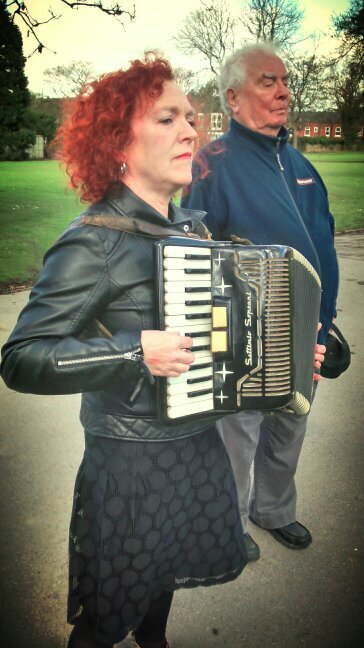janeshelley22's profile picture. mother of nearly all. accordion player. ginge. but now blonde. may be ginge again sometime.