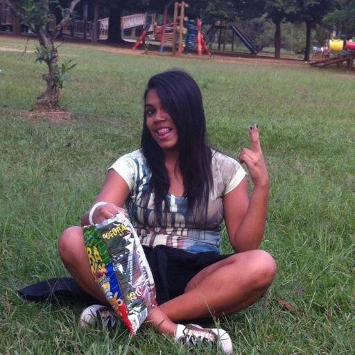 pare de olhar para tras,voce jah sabe onde esteve agora precisa saber onde vai....