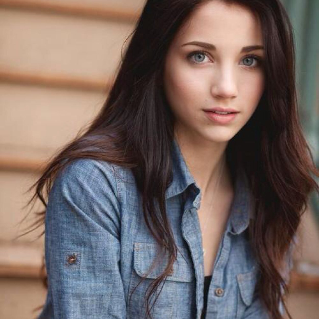 PrcttyBlueEyes's profile picture. Lover of books and stories, longing for love and security, daughter of Athena || Trying to find where I belong..