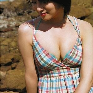 Hi. I'm Japanese. And I post Japanese beautiful girls pictures every day. If you want to see more pictures, please visit my website. Thank you!