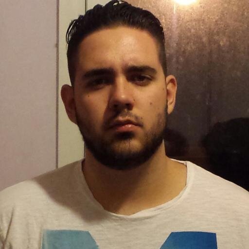 Il y a toujours un fils de lâche pour t'égarer du chemin divin. Faut bien ruiner ces adeptes car j'ai failli dire qu'ces gens disent vrai.