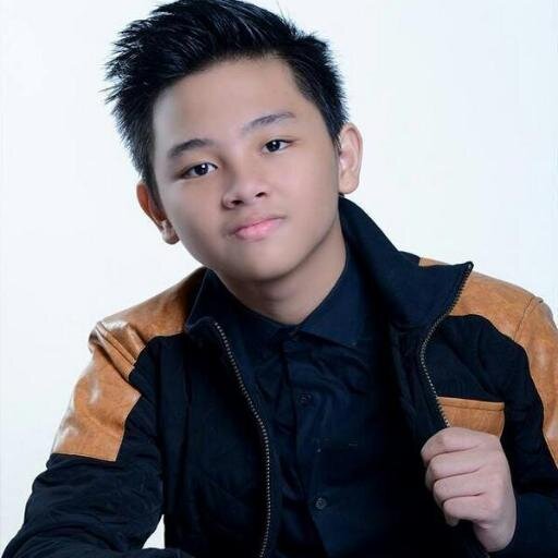 FamilysAlovers's profile picture. Hi! Selamat datang di fambase ini!:) Keep Support @AlvaroMaldini1 | We Are One , We Are Unity , We Are Family Alovers {} HATERS MAKE ME FAMOUS!!