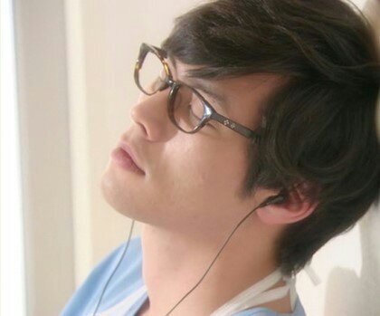 Jiboong__LJH's profile picture. MBC 지붕뚫고하이킥(종영) 이지훈(최다니엘 분) 패계 / 초록병원 외과 레지던트 3년차./ 남의 감정 별 신경 안 쓰고 자기중심적. 자신의 일이나  관심있는 것에만 관심을 둠. / 13.09.16~