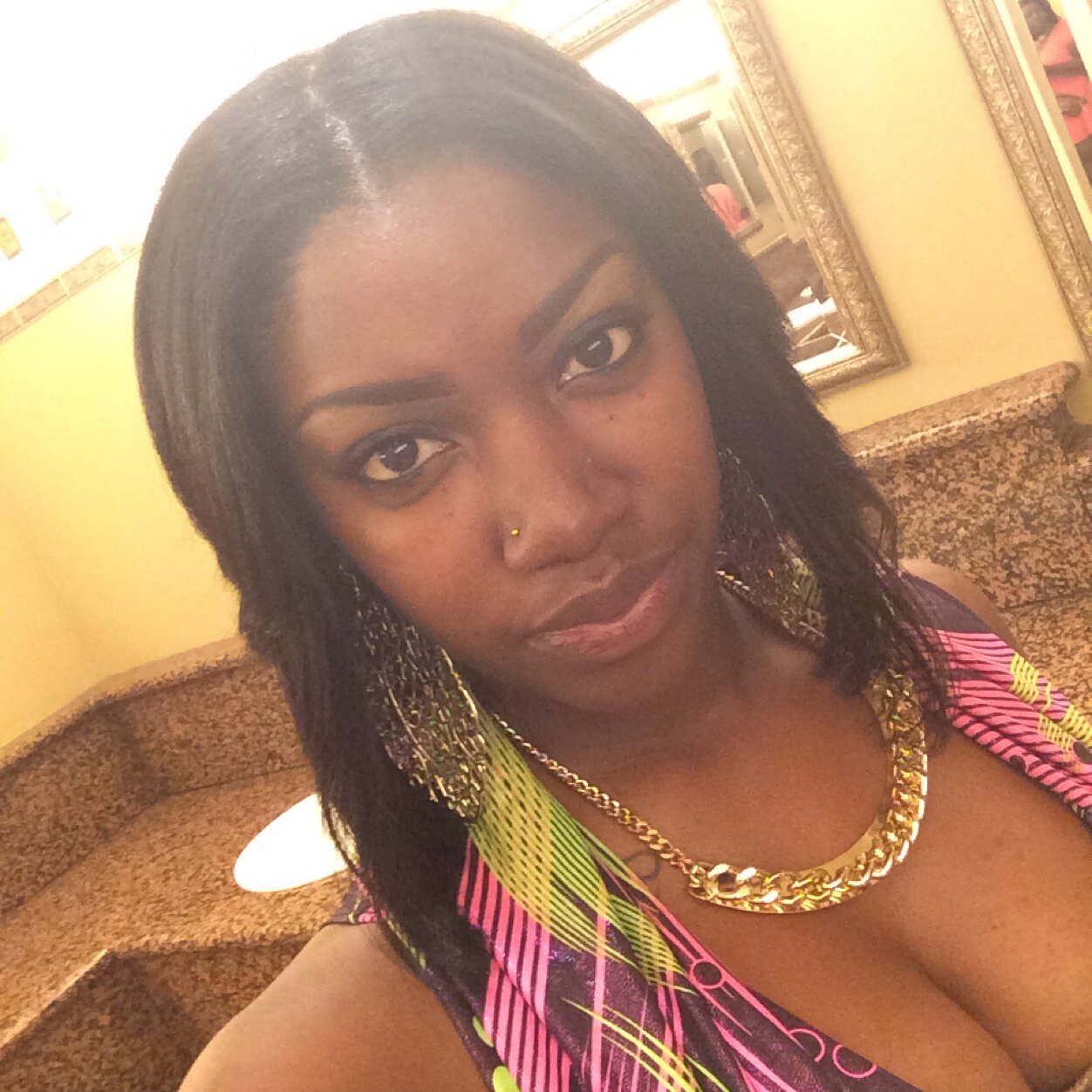 MOTHER OF 2  RET & A.J
GURL OF TEENIE WEENIE