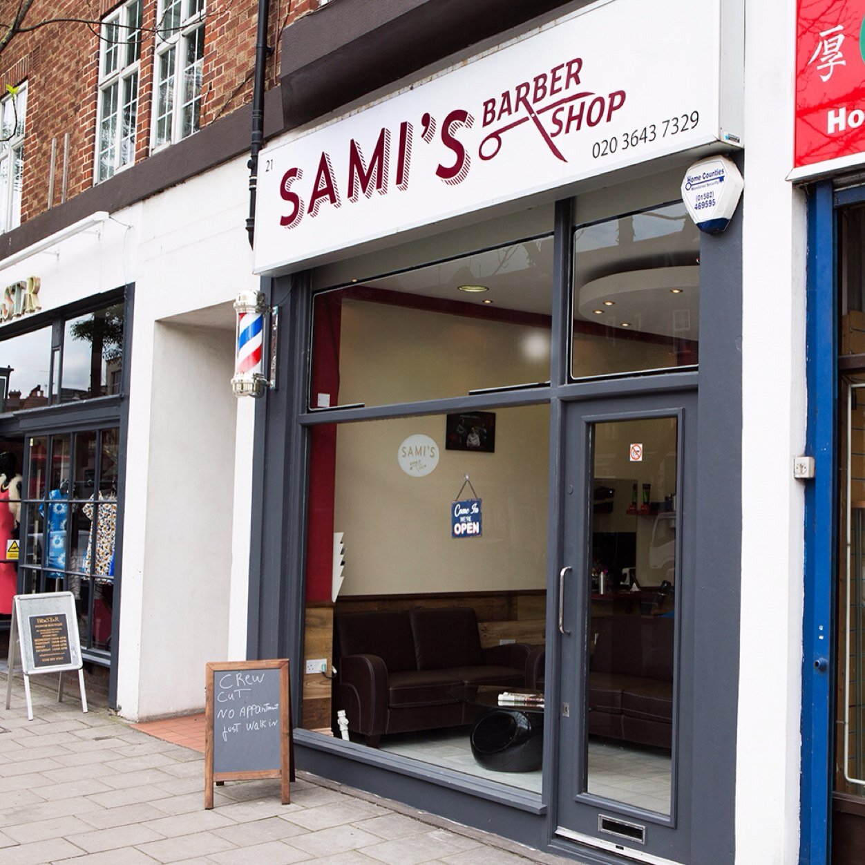 local barber based in twickenham, we offer great haircut & beard specialist follow this link to book an appointment https://t.co/yp3HnhNLyz