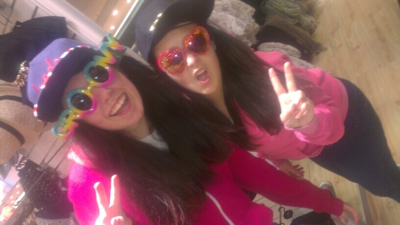 weecourtneyx's profile picture. 