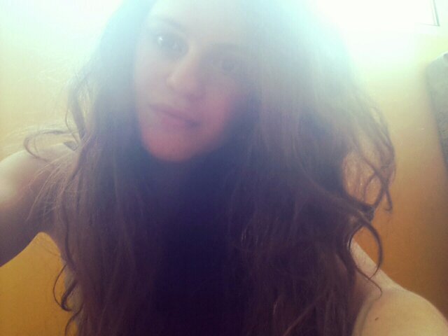 Greek Directioner. My one love is dance.  ASK for a follow back:) 
Instagram: Markou_Natasa