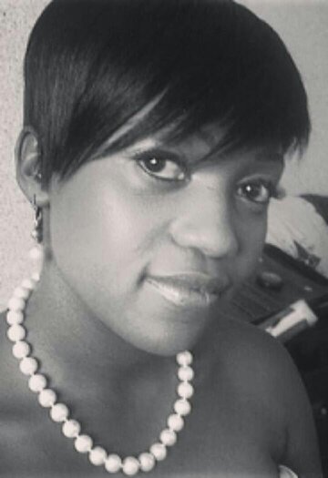 Mephom's profile picture. SA, liker of fine things, God fearing woman, Forever Business Owner, Wealth prompter... loads loads More ...