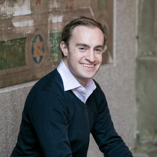 (Not as) Young entrepreneur. Extreme moderate. (Not so) Secret nerd - Grad Student @Columbia