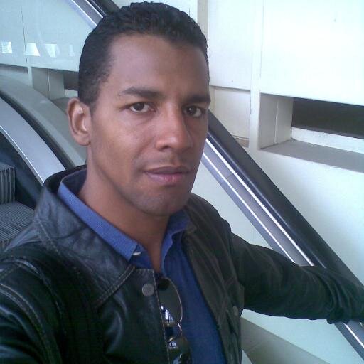 Bueno, Honesto, Luchador, Trabajador, Pensador, Politico, Historiador, Geografo, Deportista, Atento, Seguro,  Autentic, Etc...