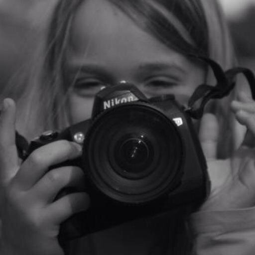 MissFlashee's profile picture. Photographer · Artist · Photolover · Musician · Video Director