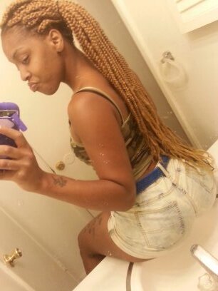 MAiN_LADY2009's profile picture. #teamALEX #teamBADAZZ #teamBAD #teamFOLLOWbACK !!! #teamTakeYoHoe #team18 #teamTatted #teamFuckTheWorld #TeamBadAss