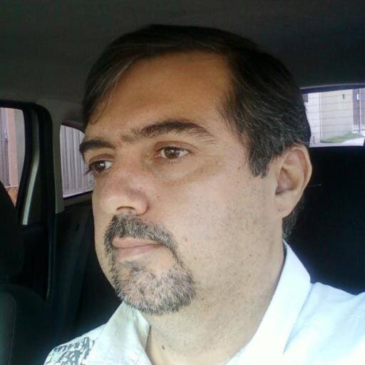 Consultoria e mentor empresarial de varejo e C.R.M (GRC) ativo.

NÃO EXISTE DIREITA RADICAL, EXISTE SIM UMA DIREITA CONSERVADORA NOS VALORES DA FAMÍLIA