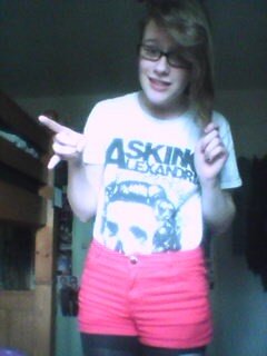 _Lubricates's profile picture. hi i'm chantelle and i don't know what i'm doing with my life