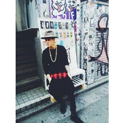 Please follow @HolaSoyAleh it's new acc ♥ ¡FOLLOW FREE!