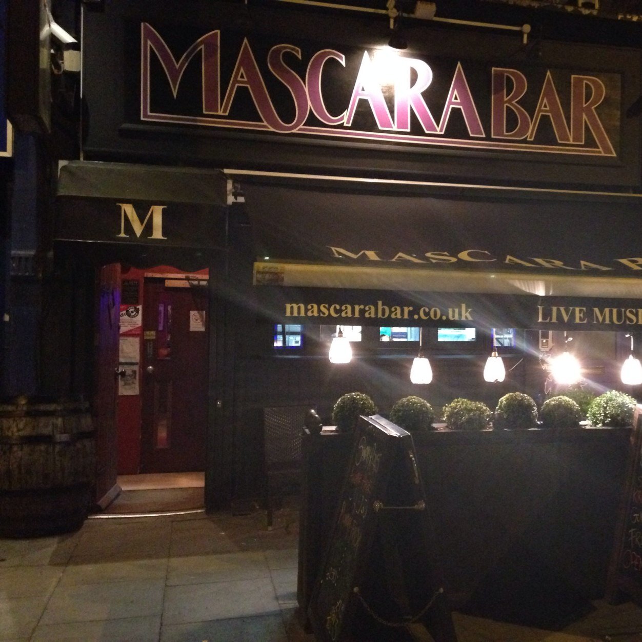 Mascara Bar Profile