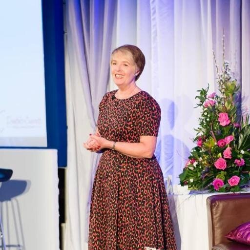 Accomplished people manager with a unique style that inspires and motivates others to achieve. Helping women live in their Feminine Flow, their F Factor