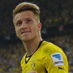 Mr11Off's profile picture. Wesh les bg c'est Marco Reus Milieu du Borussia Dortmund et de la Mannschaft follow me j'follow back (A par les fdp qui font dla pub)