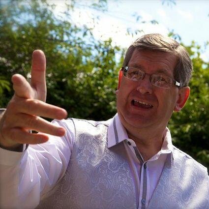 Mark Niel is the official Poet Laureate of his home Milton Keynes. Mark performs, acts and sings with Folk trio, Noah's Cape.