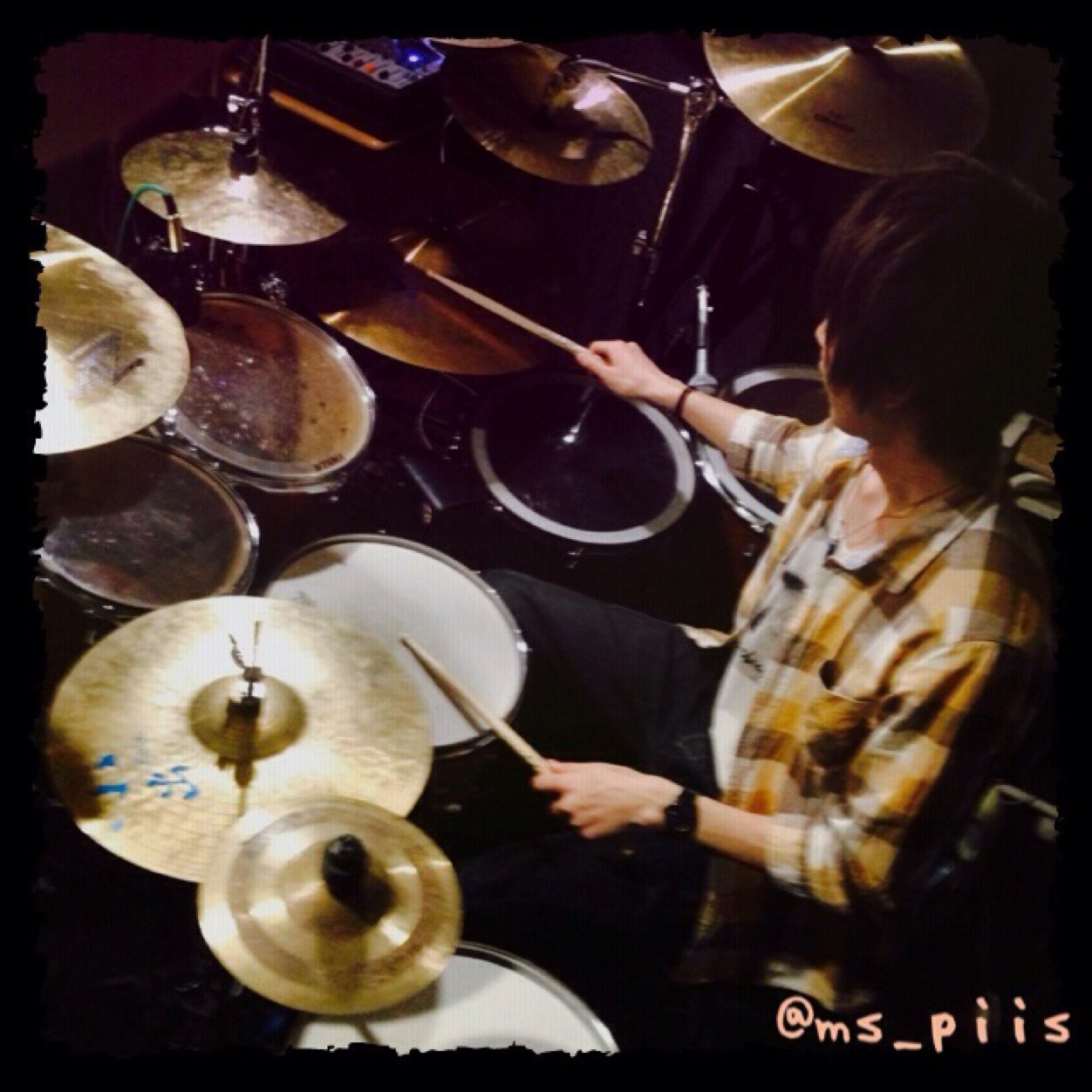 ms_piis's profile picture. 2017年の目標は生存です