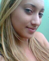 ValriaAlmeida13's profile picture. 