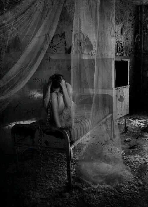 Fighter,Cutter, suicidal,† anxiety, depressed, Eating Disorder,ugly, fat, lovatic`s ♥