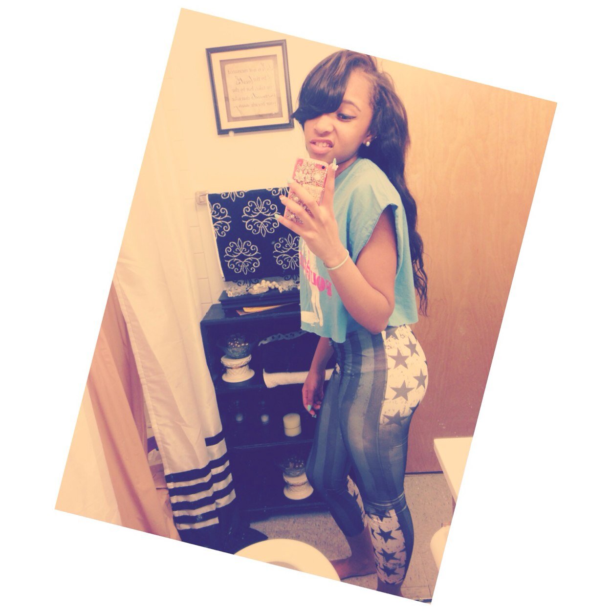 I'm Louiee. Follow back or get unfollowed. #simple ... Glo day December 31st #shopaholic