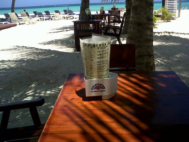 Desde el 1991 haciendo pizzas en horno a leña en la Playa del Pirata de Bavaro