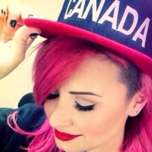 Um fã clube Da Demi Lovato... Cobertura de todos os shows....Mais so digo uma coisa A Demi Lovato e Nossa Haha! Meu face aii https://t.co/64fHGSxP5y