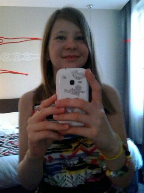 RobbKate's profile picture. I was born in the UK but have now moved to Switzerland. Btw im in a reslationship!!