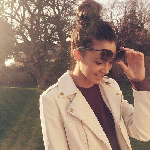 •||harry is cooler than life ||•||Zoe is Fantastic||•||Becky is amazing||•Ari is a princess||•||Cher is Bad ass||•||The doc is my Homie|| ||•
