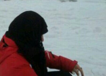 عاشقةٌ للشعرِ والفنِ والجمال، عروبيةٌ حيثماوجدتَني. هي السياسةُ: بدؤُناوالختامُ .