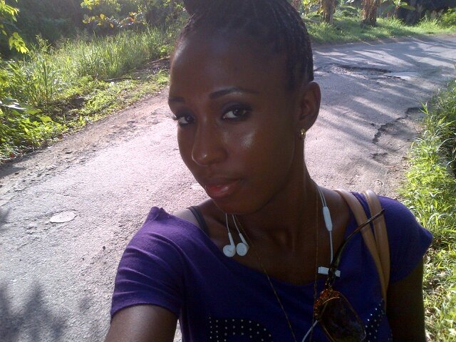 Imma damn romantic soo I want flowers chocolate and the whole damn show. #Teamfollowback #DontGiveADamn