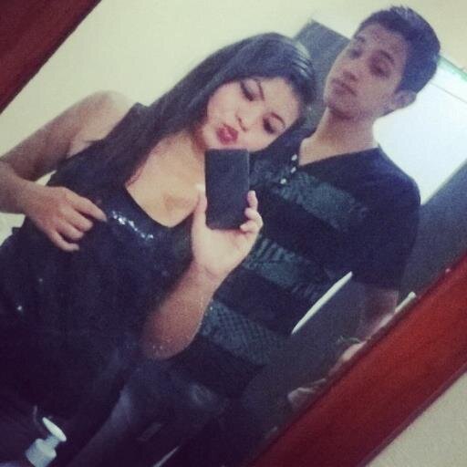 casada com um nino lindo @tom_winchester_ , amo bob esponja,evanescence,SOAD,TWD e em primeiro lugar ^^Deus^^