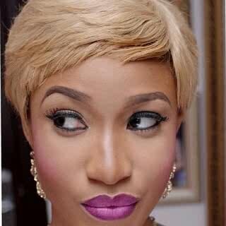 OrenugaAbiodun's profile picture. Promoter for orex ! A lyricalist. Ff @official_orex