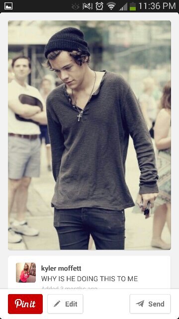 I'M  18 DIRECTIONER love them and there's a lot of things about me you'd just have to see and meet