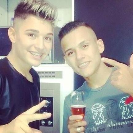 Esquecer você seria: perder a minha identidade, mudar a minha personalidade, apagar a melhor parte da minha vida… Tudo isso porque te amo!  @mcgui_oficial ♥