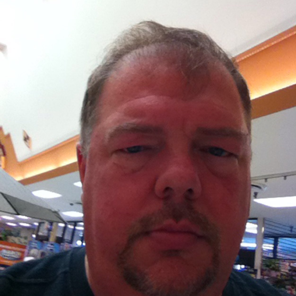 randyeroark's profile picture. 