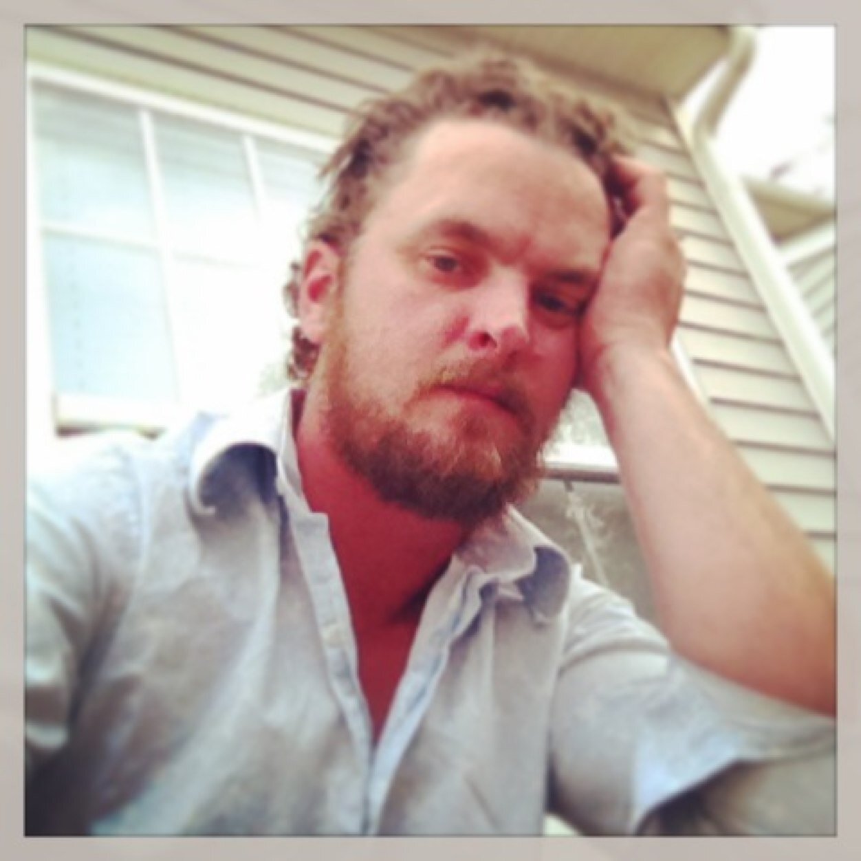 Singer songwriter - banjo slinger - bassdrum beater - double fisted porter drinker. And thats all for now .