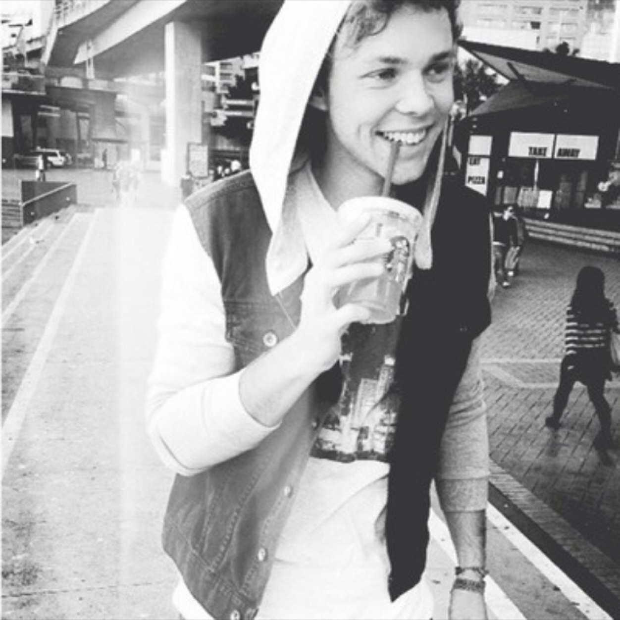 Hey!! You got a follow so you should go follow @Cassidy_Joanne_ if you already follow thank you so much